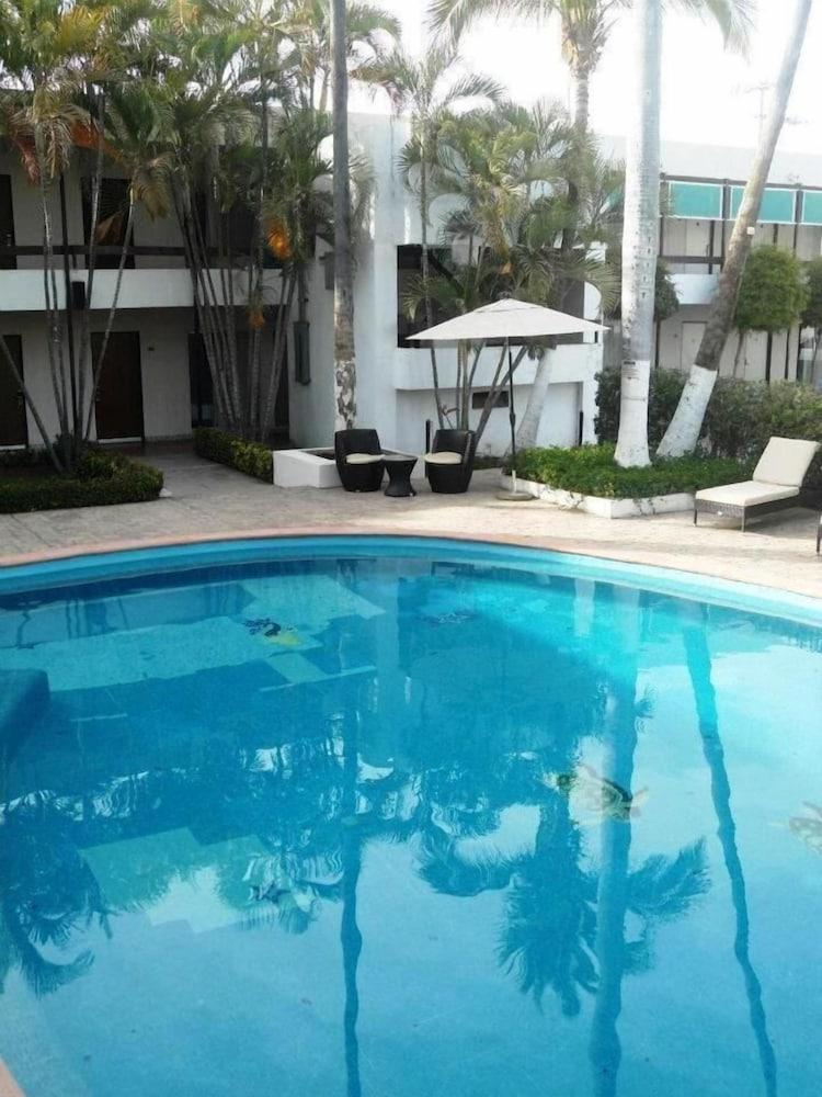 El Dorado Hotel Los Mochis Bagian luar foto